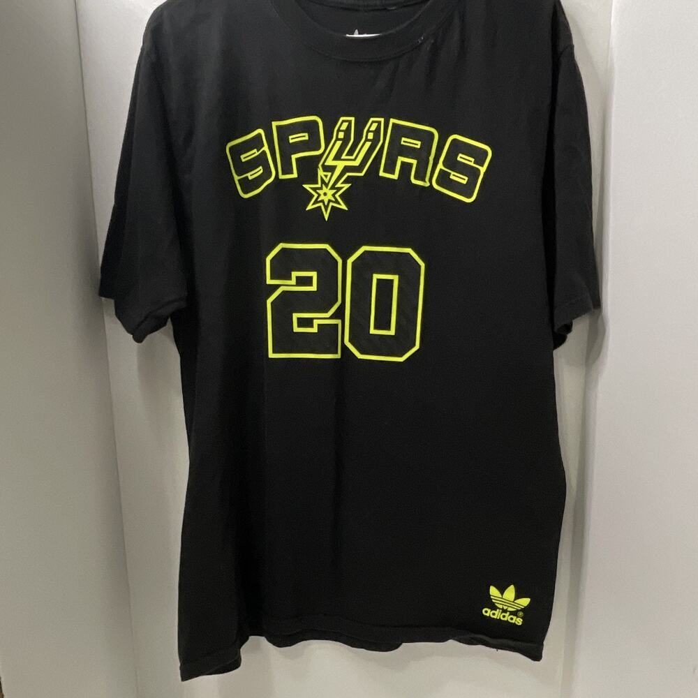 San Antonio Spurs, Ginobili T-Shirt, Men’s Size Large San Antonio Spurs large